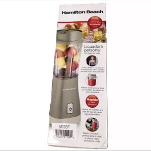Hamilton Beach Single Serve Personal Smoothie Blender, 14 oz. Travel Cup and Lid